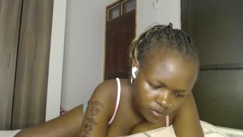 lolamia7 online show from 03.09.25