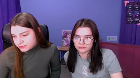 Snapshot of lolamrrr chatting on 12.17.24 Lola pvt is OPEN online show from 12.17.24