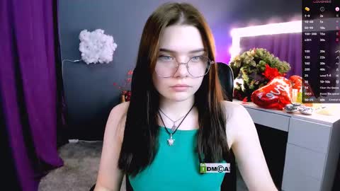 Snapshot of lolamrrr chatting on 02.14.25 Lola pvt is OPEN online show from 02.14.25