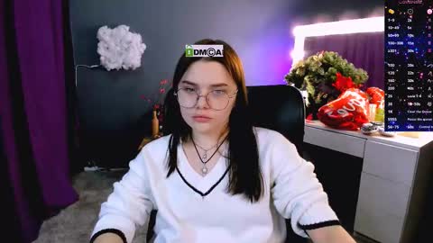 Snapshot of lolamrrr chatting on 02.14.25 Lola pvt is OPEN online show from 02.14.25