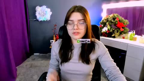 Snapshot of lolamrrr chatting on 02.21.25 Lola pvt is OPEN online show from 02.21.25