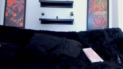 Lola online show from 09.13.25