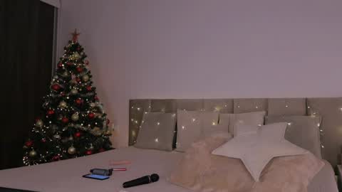 Lola online show from 01.11.25