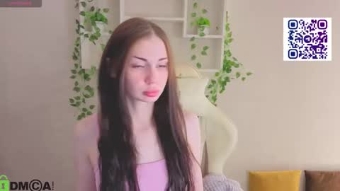 Lola online show from 12.04.25