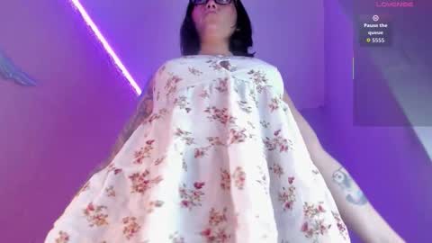 Lola online show from 12.15.25