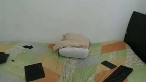 Sascha Bauer online show from 02.27.25