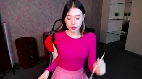 Snapshot of lolla_awesome chatting on 09.11.25 Lolla online show from 09.11.25