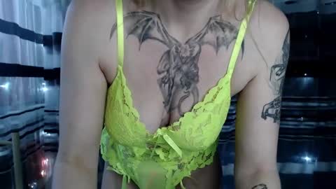 Lisa online show from 01.12.25