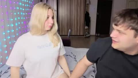 lollove24 online show from 04.01.26