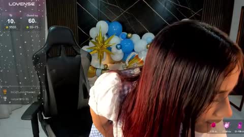 Snapshot of lolly18_ chatting on 10.10.25 lolly18_ online show from 10.10.25