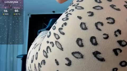 Snapshot of lolly18_ chatting on 10.16.25 lolly18_ online show from 10.16.25