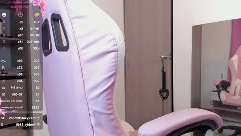 Snapshot of lolly_js_ chatting on 01.07.25 Lolly online show from 01.07.25