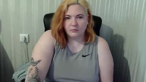 LollyNomelty online show from 12.22.25