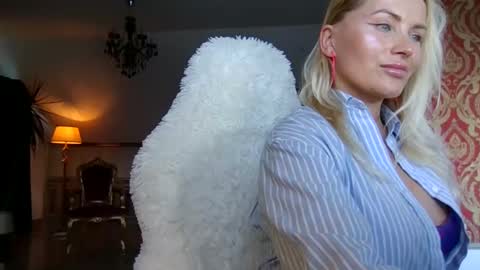 Roxy online show from 12.08.24