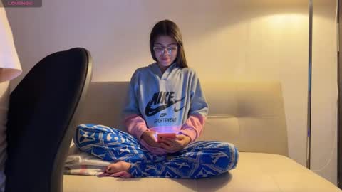 Snapshot of loly_pop_1 chatting on 09.17.25 loly pop 1 online show from 09.17.25