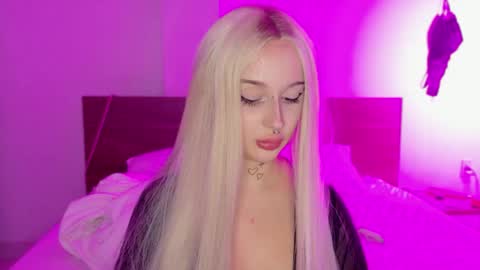 Snapshot of lolykari chatting on 05.01.26 Kari online show from 05.01.26