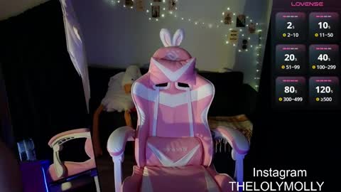 Molli online show from 02.05.25