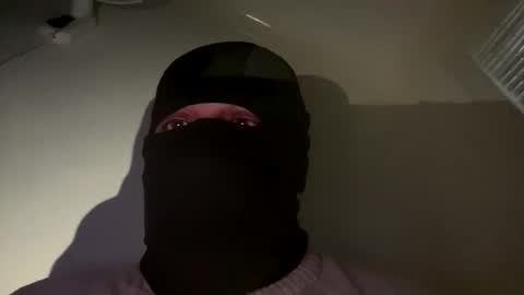 Snapshot of londonluxelad chatting on 03.22.26 londonluxelad online show from 03.22.26