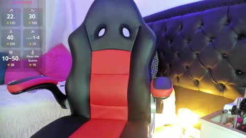 Jennifer  online show from 02.27.25