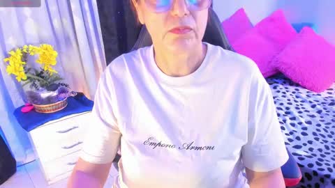 Jennifer  online show from 09.24.25