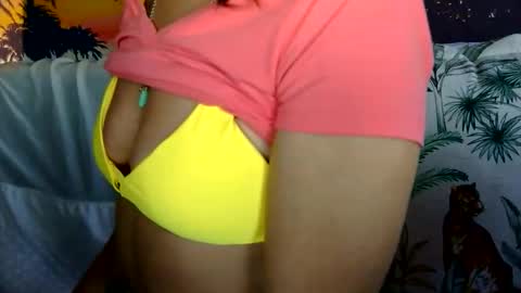 Cutenurse91 online show from 10.27.25