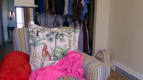 Cutenurse91 online show from 04.25.26