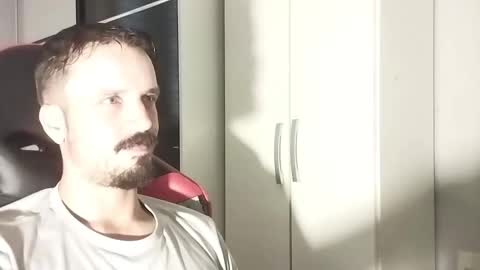 Lucas online show from 03.11.25