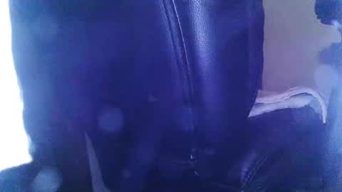 lookingforcougars500 online show from 11.29.25