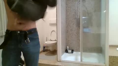 Robin online show from 01.02.25