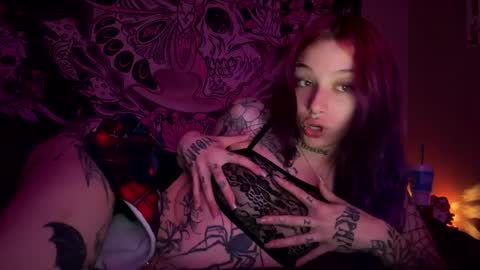 lookingforlona online show from 09.23.25