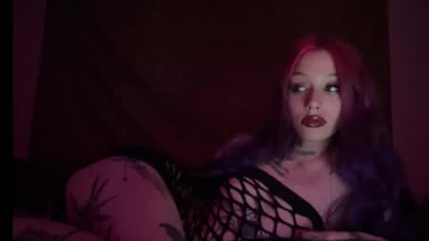 lookingforlona online show from 10.15.25