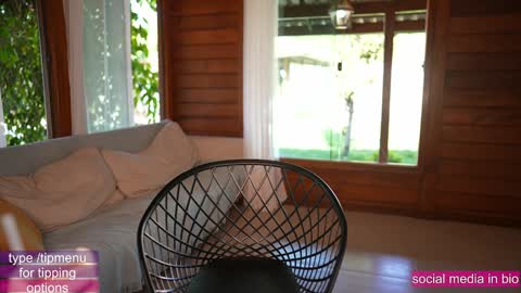 Snapshot of loollypop24 chatting on 03.11.25 Chaturbatexxjessica online show from 03.11.25