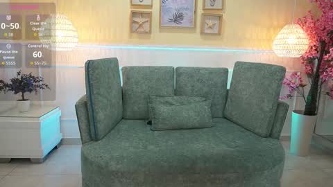 Snapshot of loonanyx chatting on 09.09.25 Loona Nyx online show from 09.09.25