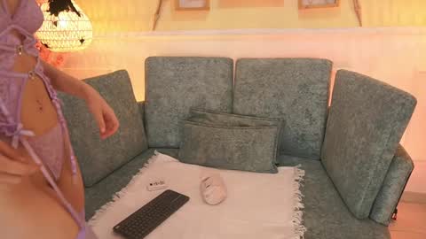 Snapshot of loonanyx chatting on 10.06.25 Loona Nyx online show from 10.06.25