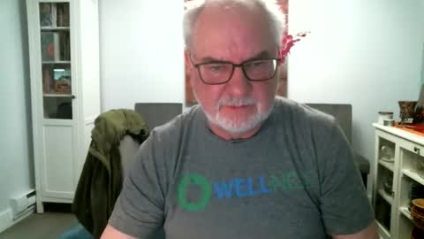 Snapshot of loop102 chatting on 05.02.26 loop102 online show from 05.02.26