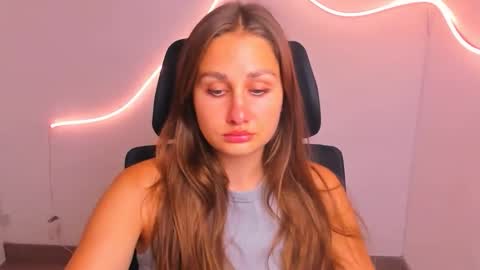 Lora online show from 09.09.25