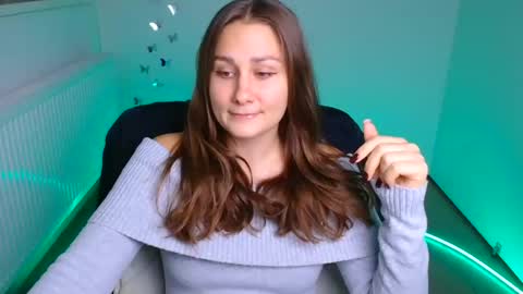 Lora online show from 10.09.25