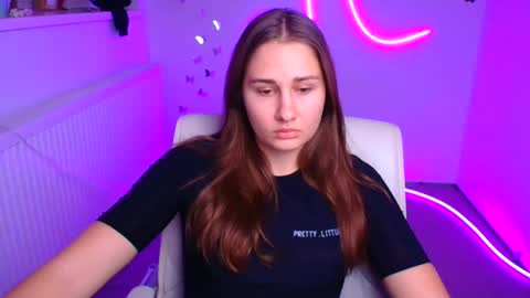 Lora online show from 11.08.25