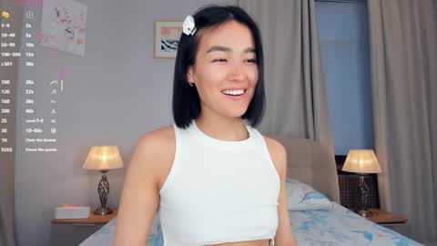 Snapshot of lora_lifelover chatting on 11.09.25 Lora control 2 min for every new Fan Club subscriber online show from 11.09.25