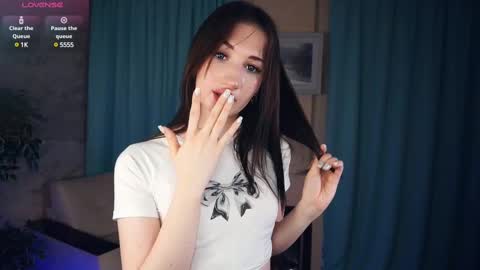 Snapshot of loradarter chatting on 03.04.25 Lora online show from 03.04.25