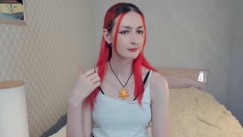 Snapshot of loradimmick chatting on 09.10.25 Lora online show from 09.10.25