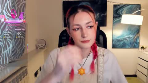 Snapshot of loradimmick chatting on 10.05.25 Lora online show from 10.05.25