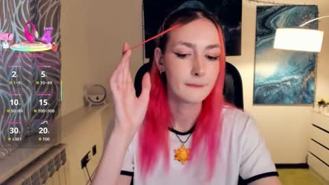 Snapshot of loradimmick chatting on 10.10.25 Lora online show from 10.10.25