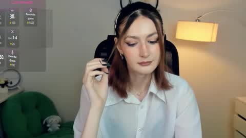 Snapshot of loradimmick chatting on 11.15.25 Lora online show from 11.15.25