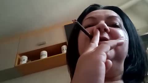 Snapshot of loraflame chatting on 12.20.24 Lora online show from 12.20.24