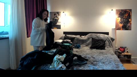 Snapshot of loraflame chatting on 01.08.25 Lora online show from 01.08.25