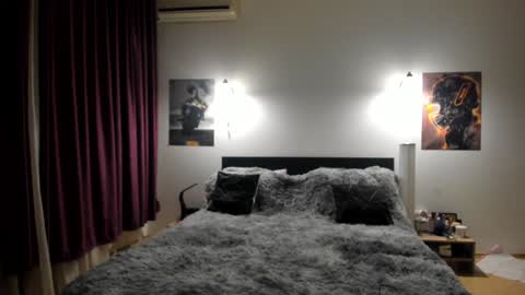 Snapshot of loraflame chatting on 01.12.25 Lora online show from 01.12.25