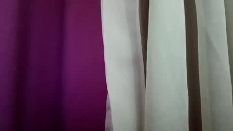 Snapshot of loraflame chatting on 01.13.25 Lora online show from 01.13.25