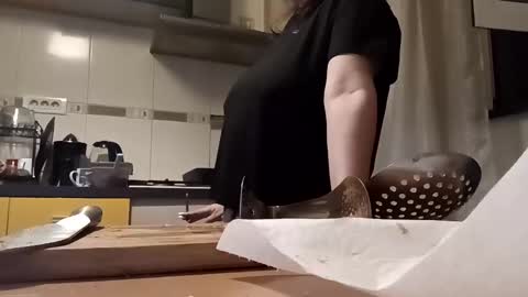 Snapshot of loraflame chatting on 01.25.25 Lora online show from 01.25.25