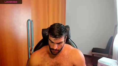 Snapshot of lordtroper chatting on 02.11.26 Lord Troper online show from 02.11.26